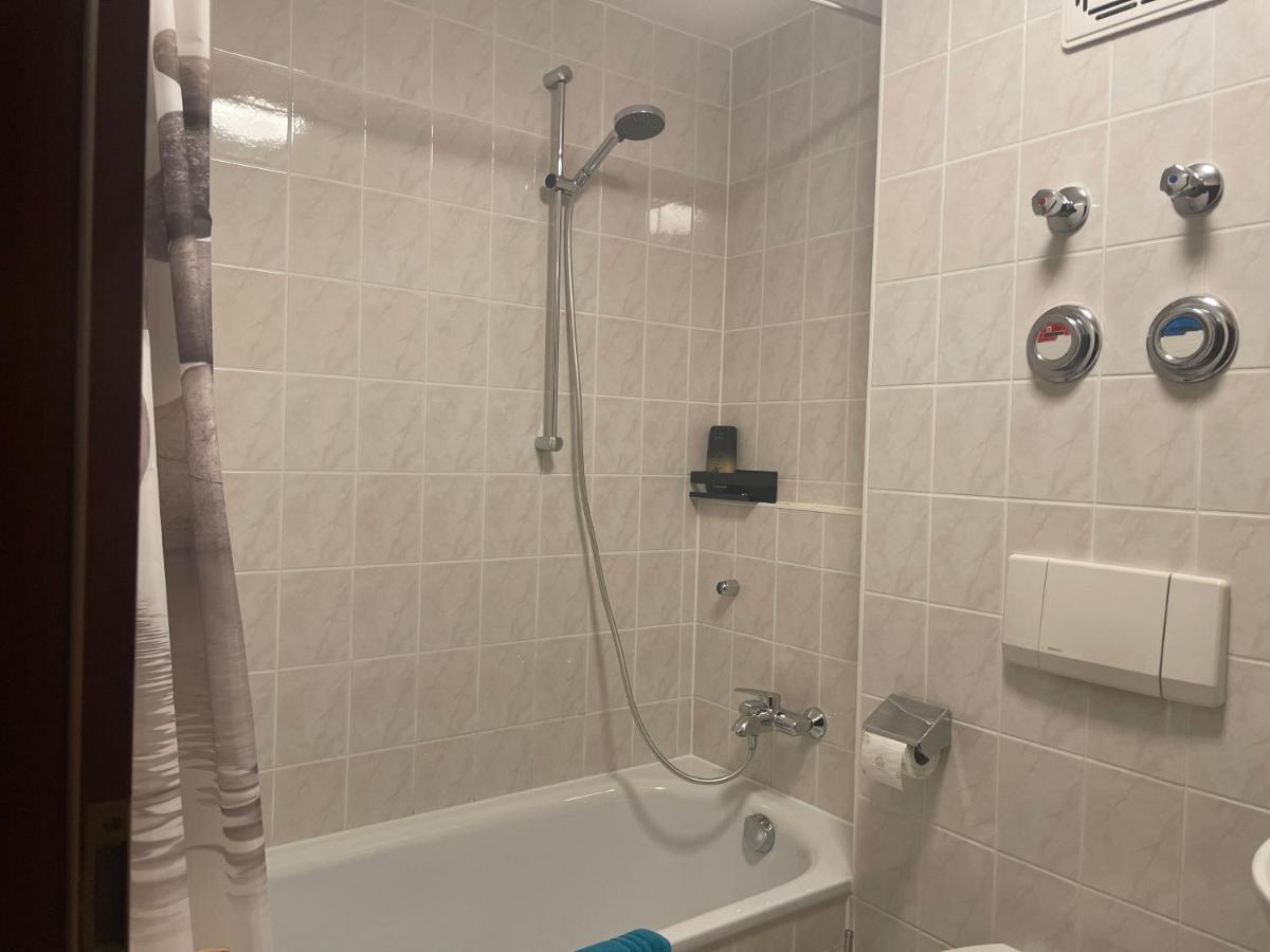 레닝겐 Lamiacasa Business-Family-Near Bosch-Airport 아파트 외부 사진